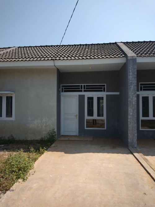 foto tampak rumah tipe 24 perumahan Pinus Cluster Subang