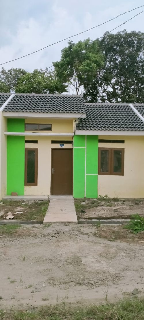 foto tampak rumah tipe 2020 perumahan GREEN EMERALD CISOKA