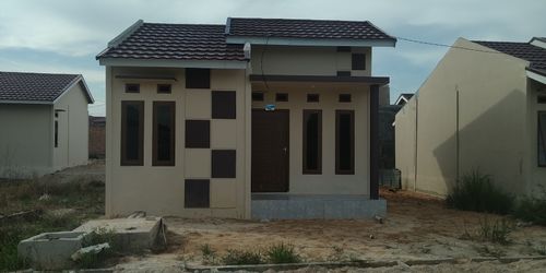 foto tampak rumah tipe 36 perumahan Manunggal Jaya