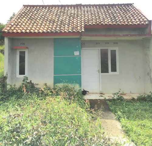 foto tampak rumah tipe 22/60 perumahan Perum Bukit Cisalak Permai