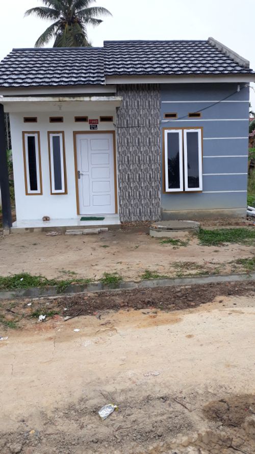 foto tampak rumah tipe 36 perumahan Graha Larasati