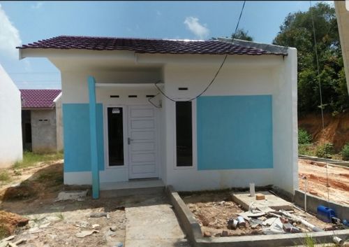 foto tampak rumah tipe 36 perumahan JAVANA COZY CORNER