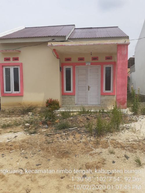 foto tampak rumah tipe 36 perumahan BARCELONA 