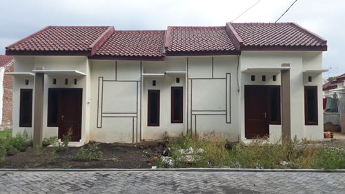 foto tampak rumah tipe 33 perumahan GREEN TATA
