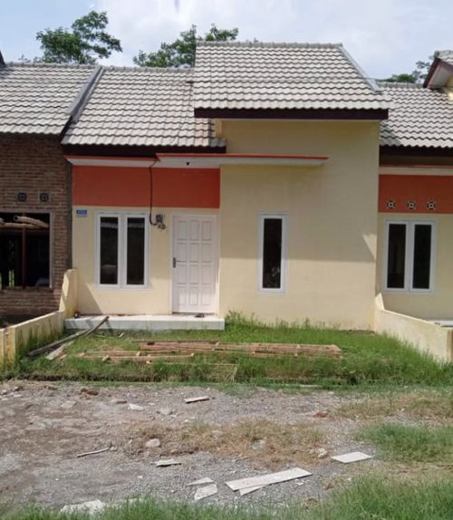 foto tampak rumah tipe subsidi VIII perumahan Bumi Sumberjo Asri 