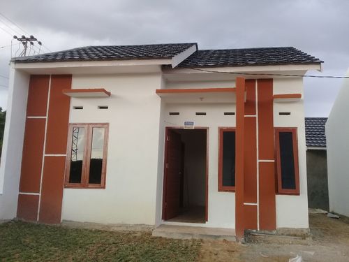 foto tampak rumah tipe 36 perumahan LAGUNA REGENCY