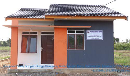 foto tampak rumah tipe Rumah Tapak perumahan Grand Diamond Cempaka