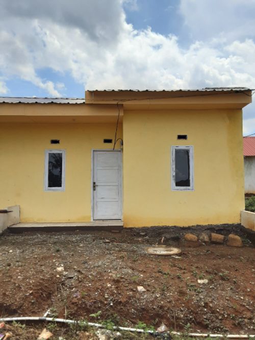 foto tampak rumah tipe 36 perumahan d'burly