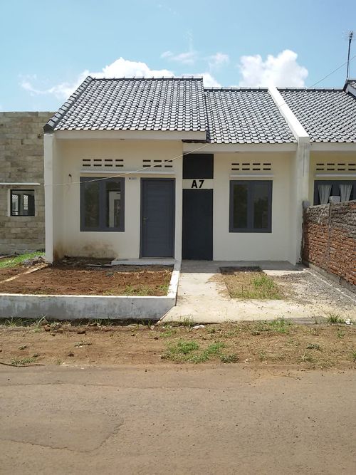 foto tampak rumah tipe 36/72 perumahan GRIYA AZZAHRA 5