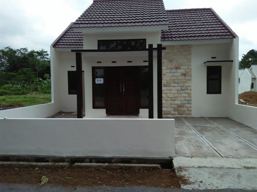 foto tampak rumah tipe 45/92 perumahan Puri Buana Asri