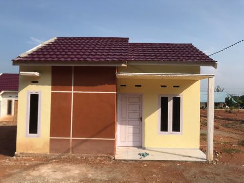 foto tampak rumah tipe RSH 36/120 perumahan ARZA GRIYA MANDIRI IV