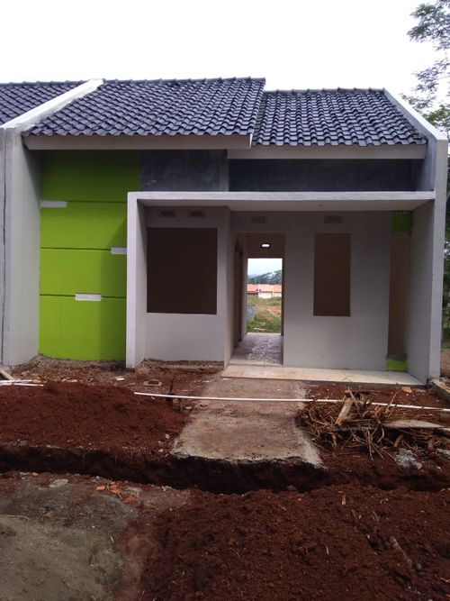 foto tampak rumah tipe 30/60 perumahan Griya Sedaya Kandeman 