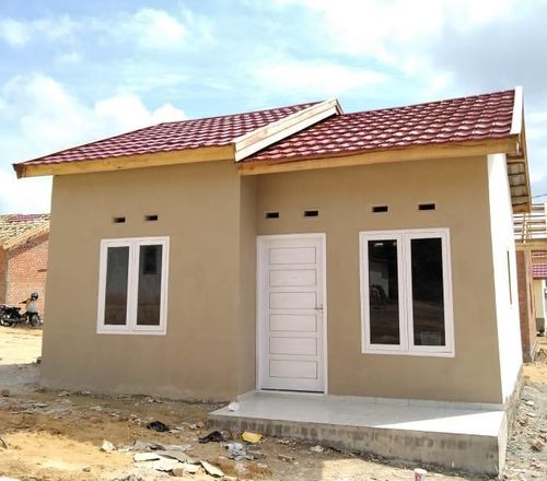foto tampak rumah tipe RSH 36/120 perumahan ARZA GRIYA MANDIRI III