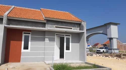 foto tampak rumah tipe 30/60 perumahan Griya Mangunjiwan Asri 