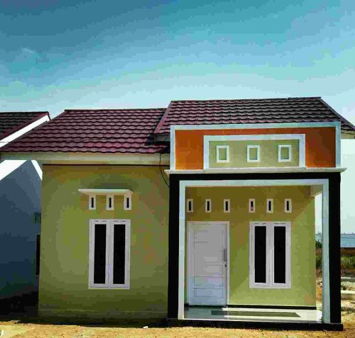 foto tampak rumah tipe 36/120 perumahan GOR RESIDENCE