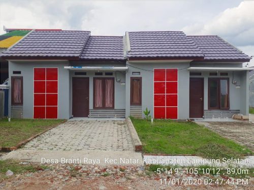 foto tampak rumah tipe 36 perumahan Griya Tapis Kencana