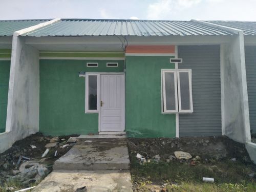 foto tampak rumah tipe 36/72 perumahan BUMI ZARINDAH LOMPOE