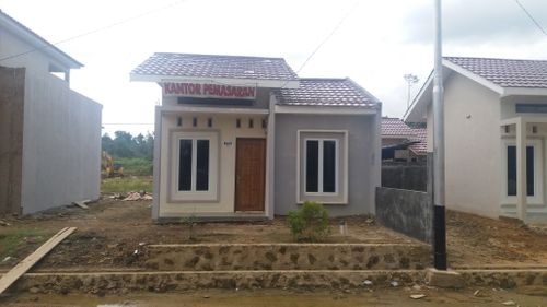 foto tampak rumah tipe 36/150 perumahan Aimo Permai