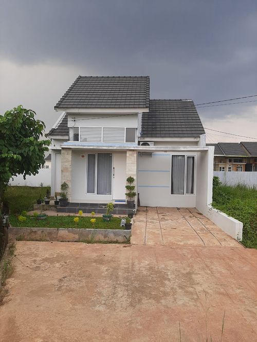 foto tampak rumah tipe 45 perumahan GOLDEN LAND REGENCY