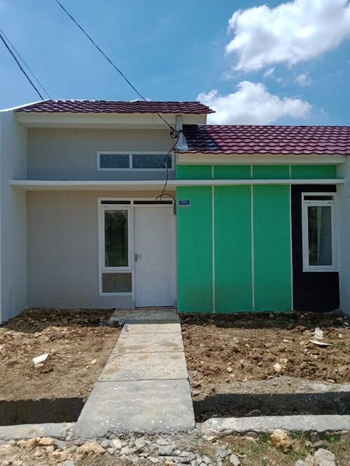 foto tampak rumah tipe 28/60 perumahan KLARI REGENCY