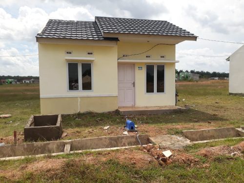 foto tampak rumah tipe 36 perumahan AIRLANGGA RESIDENCE