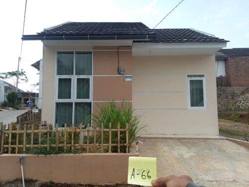 foto tampak rumah tipe 30/60 perumahan PERSAUDARAAN PANGKAS RAMBUT GARUT (PPRG)