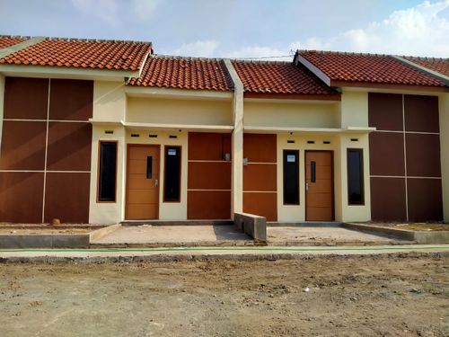 foto tampak rumah tipe 30 perumahan SAFIRA RESIDENCE