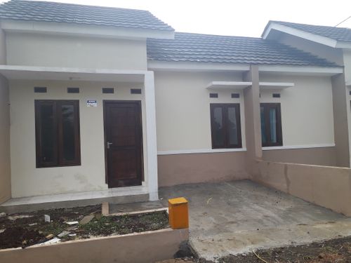 foto tampak rumah tipe 30/60 perumahan Pesona Sindangpalay Asri