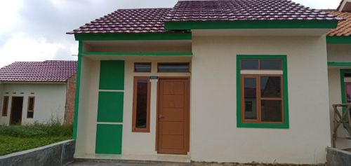 foto tampak rumah tipe 36/102 perumahan Citra bandarsari residence