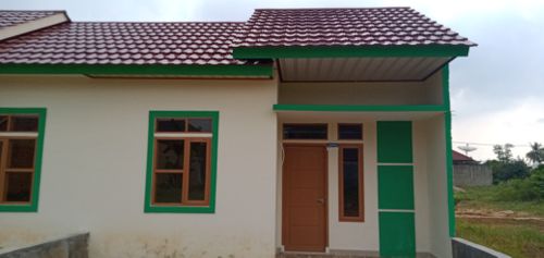 foto tampak rumah tipe 36/108 perumahan Citra bandarsari residence