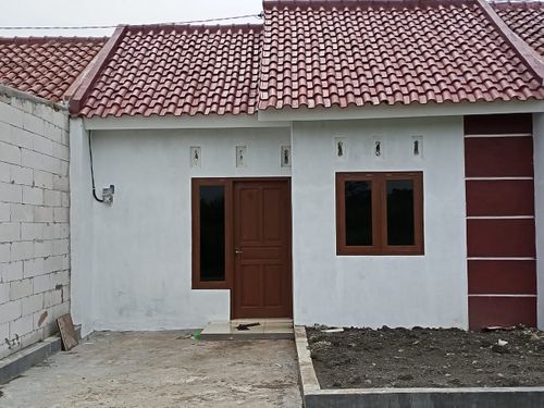 foto tampak rumah tipe 28 perumahan Griya Tiara Arum 3 Penusupan