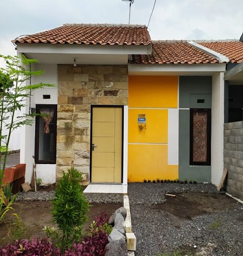 foto tampak rumah tipe 33 perumahan THE HASANAH RESIDENCE