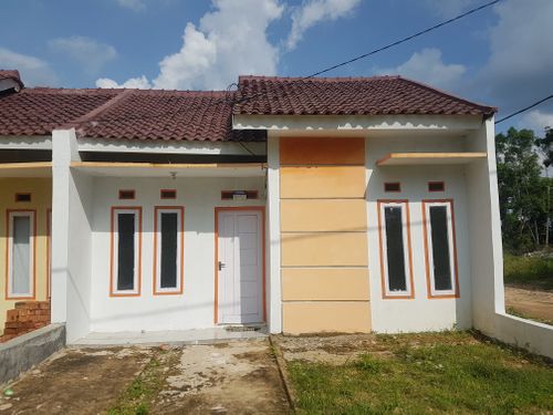 foto tampak rumah tipe Ruko perumahan ALDINA RESIDENCE