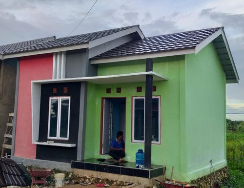 foto tampak rumah tipe 36/120 perumahan griya senin karya 2