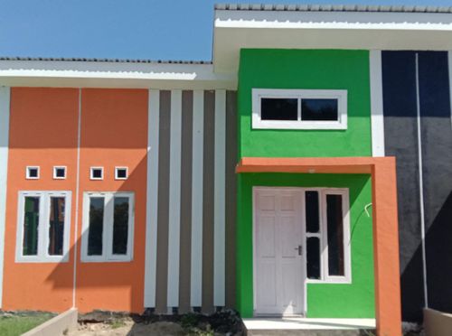 foto tampak rumah tipe 30/60 perumahan Aryamas Residence