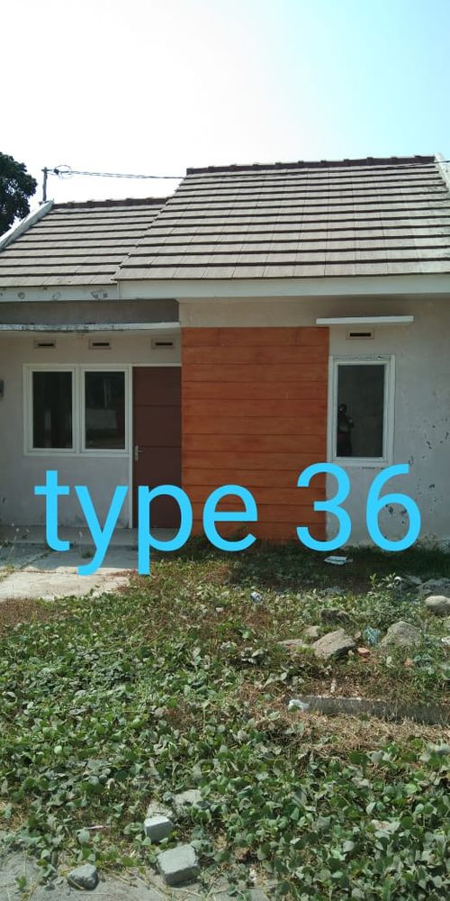 foto tampak rumah tipe 36/72 perumahan PERUM MOJOGEBANG INDAH