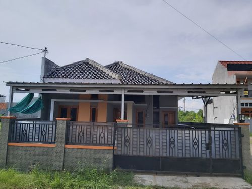foto tampak rumah tipe 45 perumahan Griya Tiara Asri 2