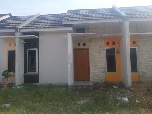 foto tampak rumah tipe 36C perumahan MANDARA VILLAGE