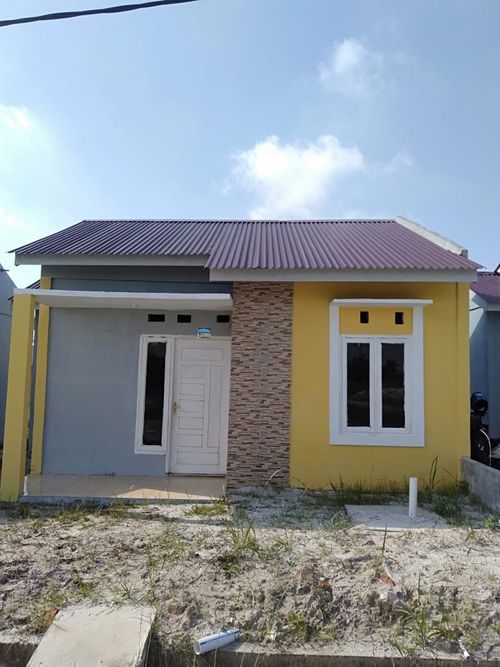 foto tampak rumah tipe 36/110 perumahan Griya Rumaisha