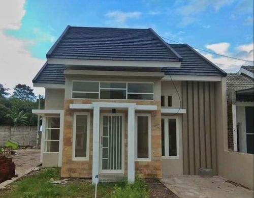 foto tampak rumah tipe 45 perumahan GREENLAND SEMERU