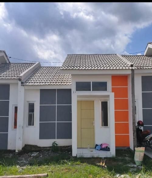 foto tampak rumah tipe 30 perumahan GREENLAND SEMERU