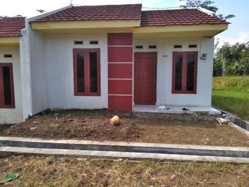 foto tampak rumah tipe 32 perumahan Bumiayu Permai Raya
