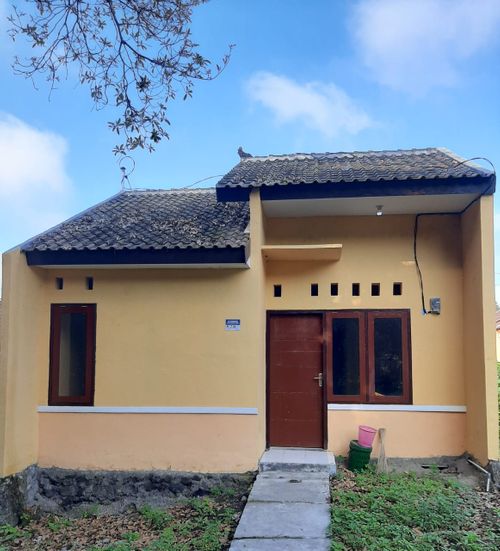 foto tampak rumah tipe RST 27/72 B perumahan Perumnas Besang Asri Residence