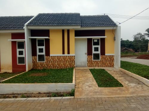 foto tampak rumah tipe Lavender Plus perumahan DAEVA PERMAI