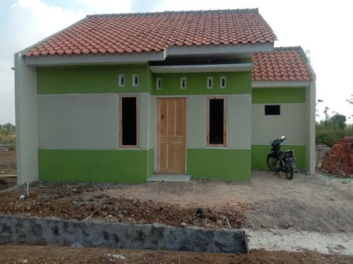 foto tampak rumah tipe 30/60 perumahan Rejosari Permai