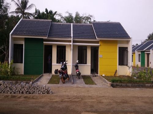 foto tampak rumah tipe 30/60 perumahan BUMI BANTEN INDAH