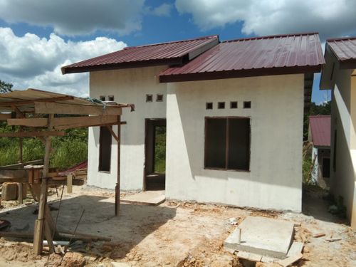 foto tampak rumah tipe 36/84 perumahan PERUMAHAN PURI KARANG JOANG