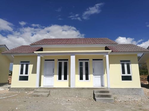 foto tampak rumah tipe 32/90 perumahan Palma Hill