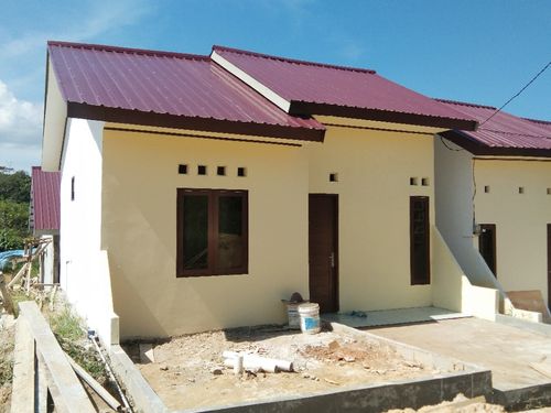 foto tampak rumah tipe 36/84 perumahan PERUMAHAN PURI KARANG JOANG