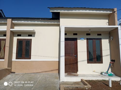foto tampak rumah tipe 30/72 perumahan Pesona Sindangpalay Asri